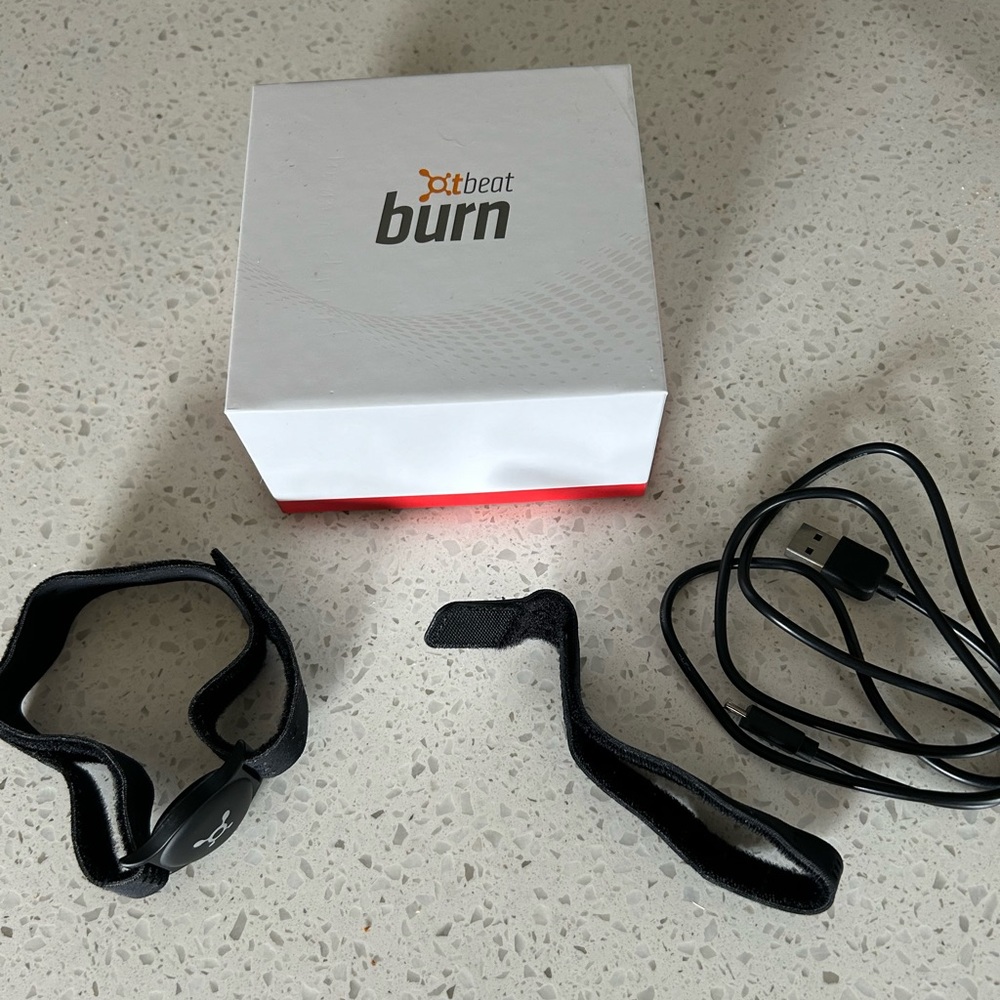 Orangetheory 'beat burn' Heart Rate Monitor 2.0 / Black w/Accessories